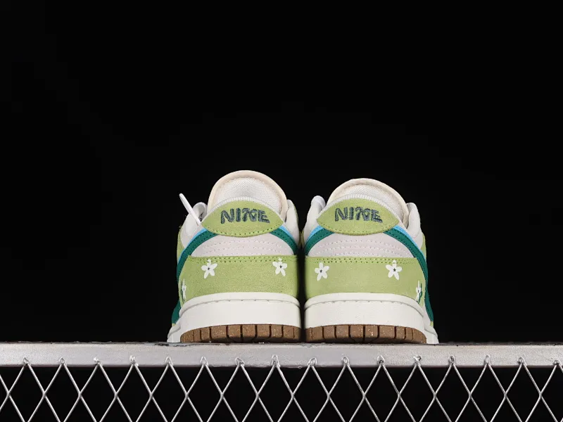 All Categories Nk SB Dunk Series Nk SB Dunk Low Low-top sneakers Nk SB Dunk Low "85" Spring Flower SB low-top sports and leisure sneakers DO9457-125